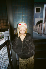 子弹标志水钻拉链连帽衫