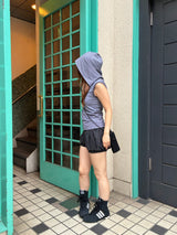 SLEEVELESS STRIPED HOODIE