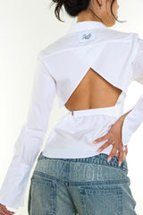 バックベルトシャツ