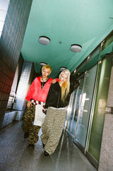 子弹标志水钻拉链连帽衫