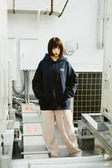 FOAMING UNIVERSAL LOGO HOODIE