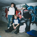 9090 X年輕歌曲King King徽標Raglan Tee