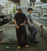 定規の粉とスウェットパンツ