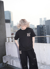 B logo Tee