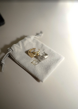 B logo Heart pinky ring