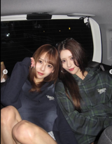 universal logo powder spray hoodie