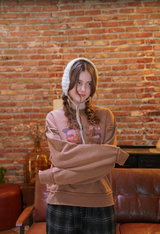 ドラァグクイーンは汗を洗い流す