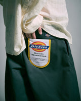 【 Dickies®︎×CAMPHORWOOD 】叠层平角剪裁宽版斜纹短裤