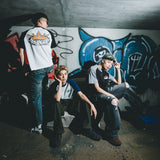 9090 X年輕歌曲King King徽標Raglan Tee