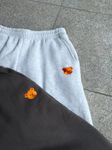 wiggle wiggle × HTH back logo sweat pants
