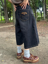 WB blasting jorts