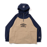 9090 × UMBRO RAGLAN ANORAK