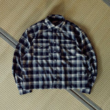 西方石灰石盒子衬衫