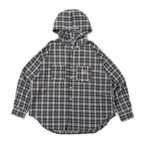 檢查引擎蓋襯衫