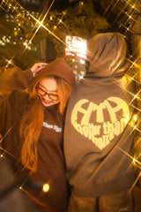 薩加拉心臟徽標連帽衫