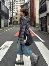 チェック柄のテーラードジャケット