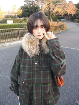 羊毛样式的军用夹克