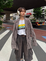 チェック柄のテーラードジャケット