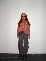 檢查引擎蓋襯衫