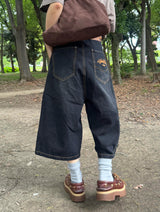 WB blasting jorts
