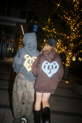 薩加拉心臟徽標連帽衫