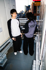 universal logo raglan ls tee