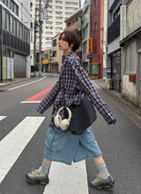 チェック柄のテーラードジャケット