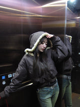 毛絨絨連帽羽絨夾克