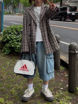 チェック柄のテーラードジャケット