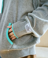 Color scheme knit hoody