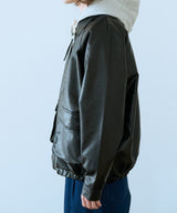 フェイクレザーブルゾン