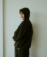 ユーティリティフーデッドジャンパー