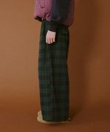 ストレートチェックパンツ