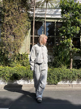 Curve Stitch Denim Pants