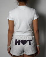 HEART LOGO APPLIQUÉ CROPPED TEE