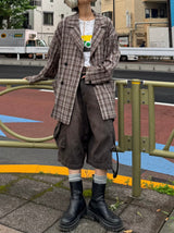 チェック柄のテーラードジャケット