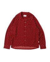 オープンカラーのドットシャツ