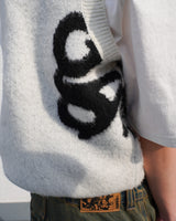 큰 로고 니트 조끼