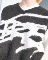 큰 로고 니트 조끼