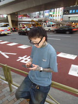 國王徽標清洗T卹