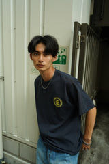 foaming circle logo tee