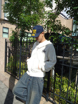 國王徽標樁縫線拉鍊連帽衫