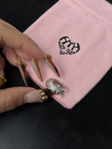 HOTTER SIGNET RING