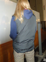 Ameba 로고 가역성 복어 조끼