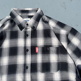 損壞原始Ombre S/S襯衫