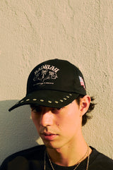 Grunge studs cap