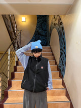 尼龍和羊毛可逆背心