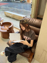 Front universal logo ss tee