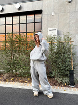 檢查背面標誌運動褲