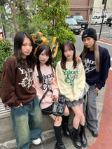 나비 로고 절름발이 니트